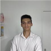 Étudiant ingénieur motivé et prêt à partager son savoir acquis